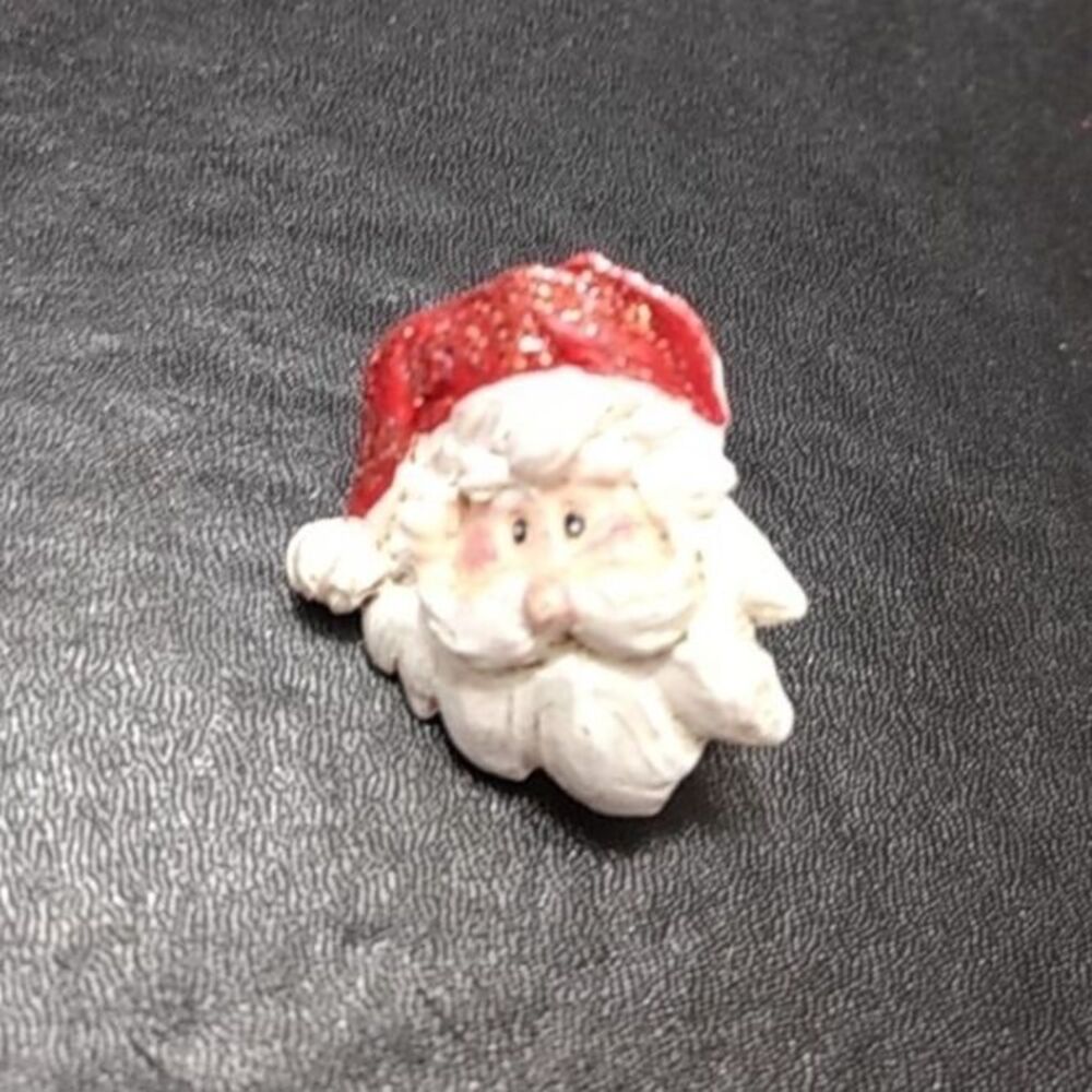 Santa head pin red white vintage dainty
